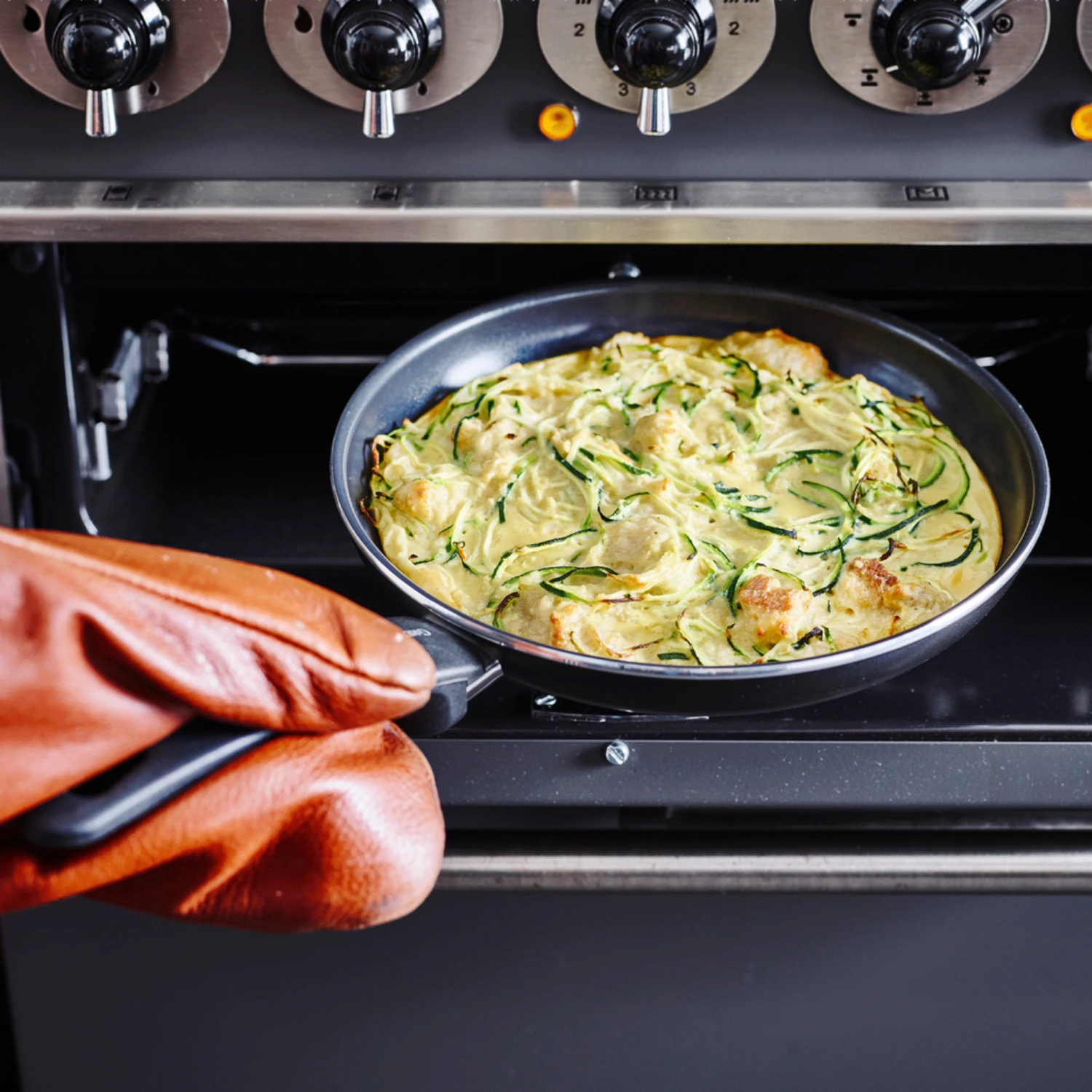 GreenPan Cambridge Black Koekenpan Ø26 Cm 5 GreenPan Cambridge Black Koekenpan Ø26 Cm - Afbeelding 5